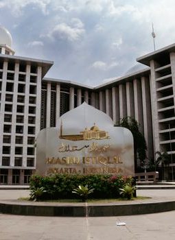 Menggali Potensi Koperasi Syariah: Ekonomi Berkah dari Masjid ke Masyarakat